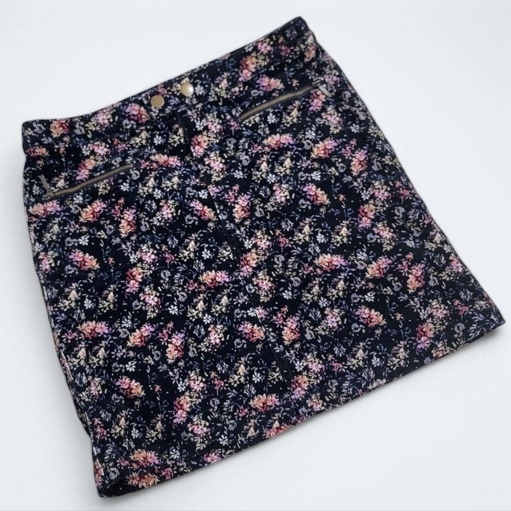 Mossimo Floral Print Skirt Black and Pink Micro Corduroy Size 2